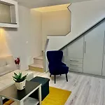 Amazing Duplex In Raday Street