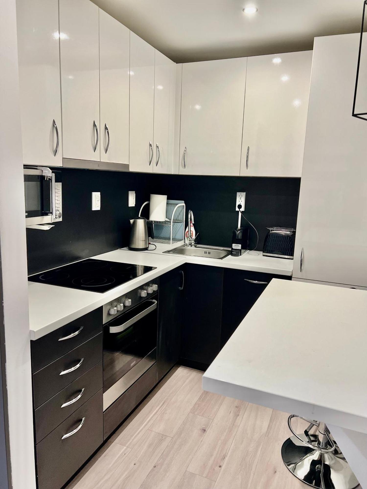 Amazing Duplex In Raday Street